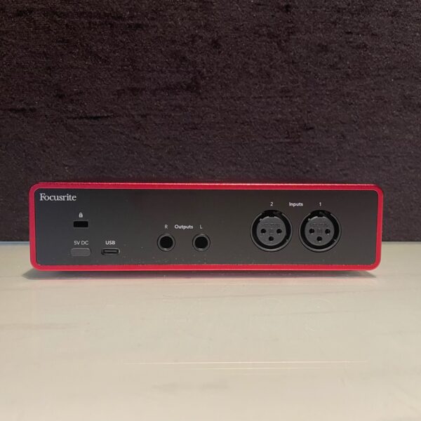Focusrite Scarlett 2I2 Studio 4th 錄音介面套組 第四代：圖片 5