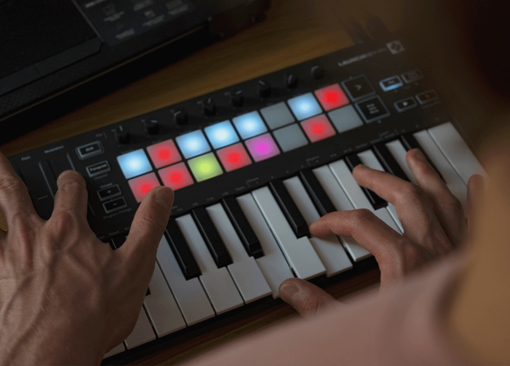 Novation Launchkey MINI MK3 25鍵MIDI