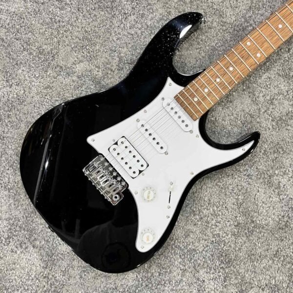 IBANEZ GIO GRX40-BKN 單單雙 黑色 電吉他 小搖座：圖片 4
