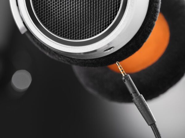 Neumann NDH30 監聽耳機：圖片 4