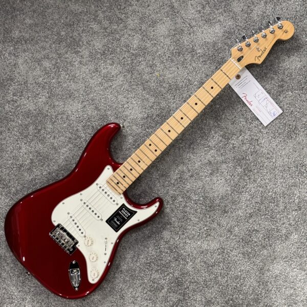 FENDER PLAYER STRAT MN CAR 楓木 單單單 紅色