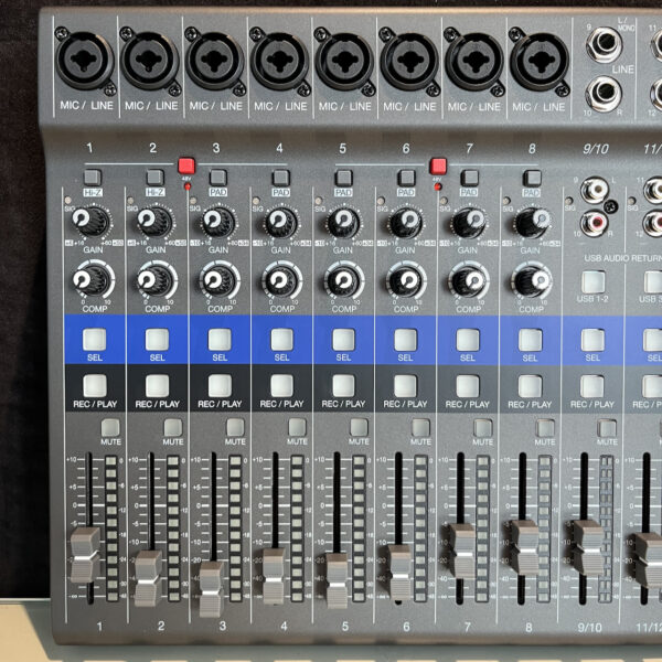 Zoom LiveTrak L-12 12通道 數位混音器：圖片 3
