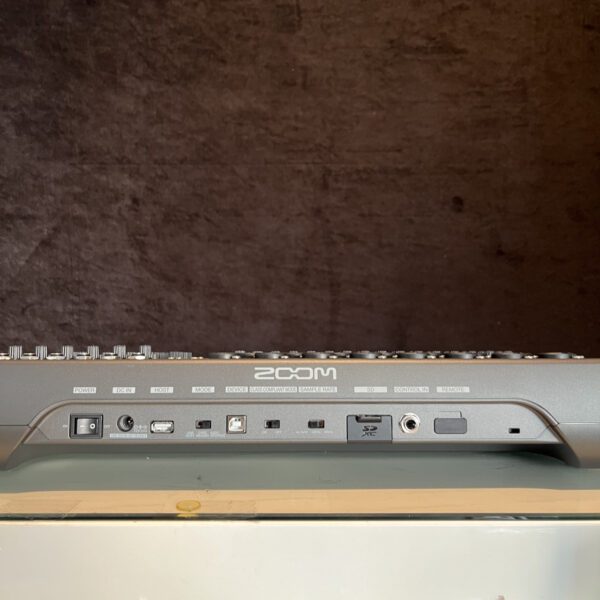 Zoom LiveTrak L-20 20通道 數位混音器：圖片 6