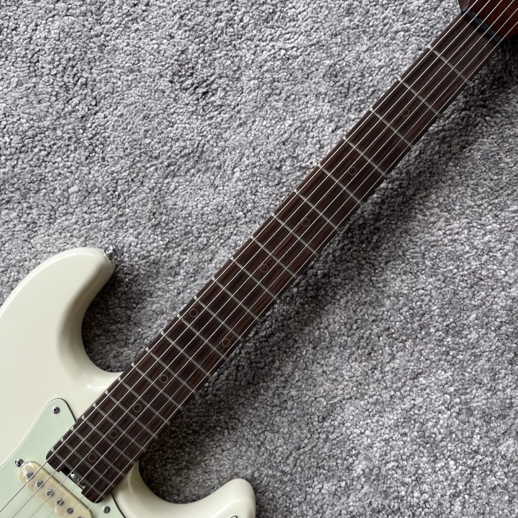 Schecter Nick Johnston Traditional - Atomic Snow