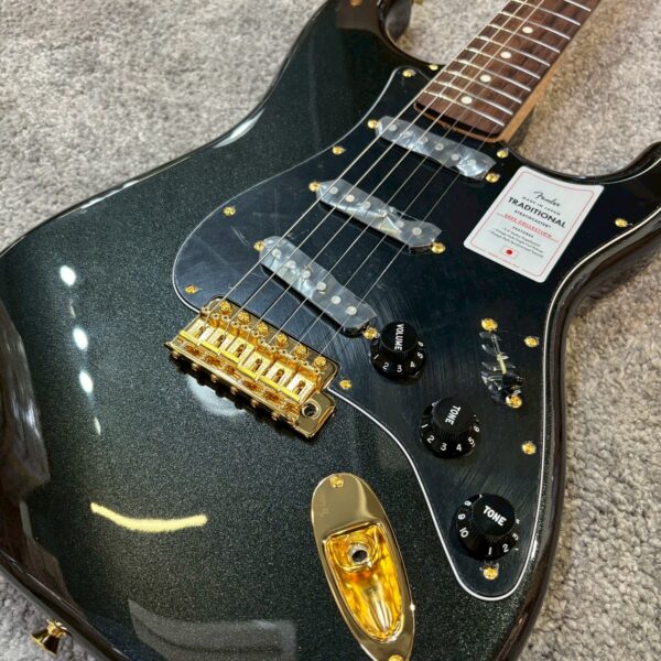 FENDER JAPAN TRADNLII 60S STRAT GP RW MHC BPL