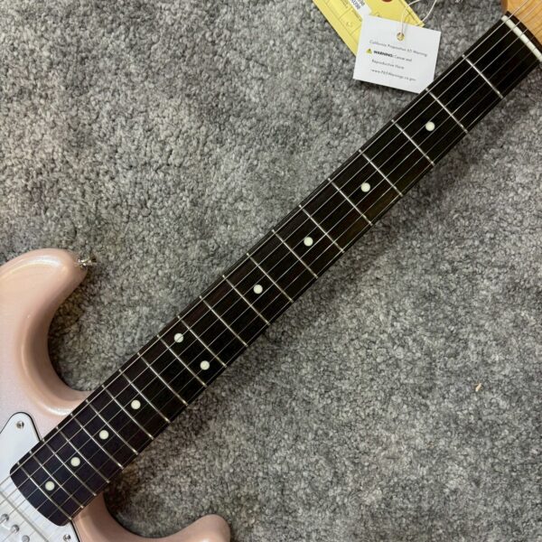 FENDER JAPAN TRADNLII 60S STRAT RW STARDUST PINK