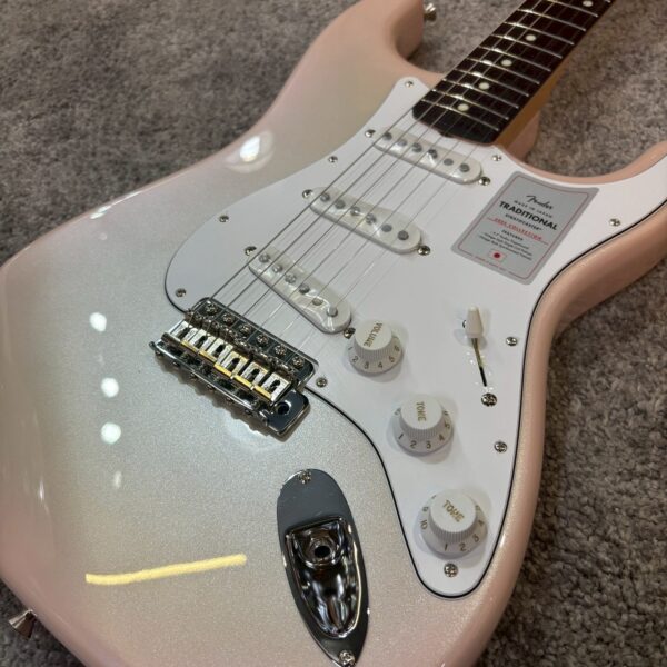 FENDER JAPAN TRADNLII 60S STRAT RW STARDUST PINK