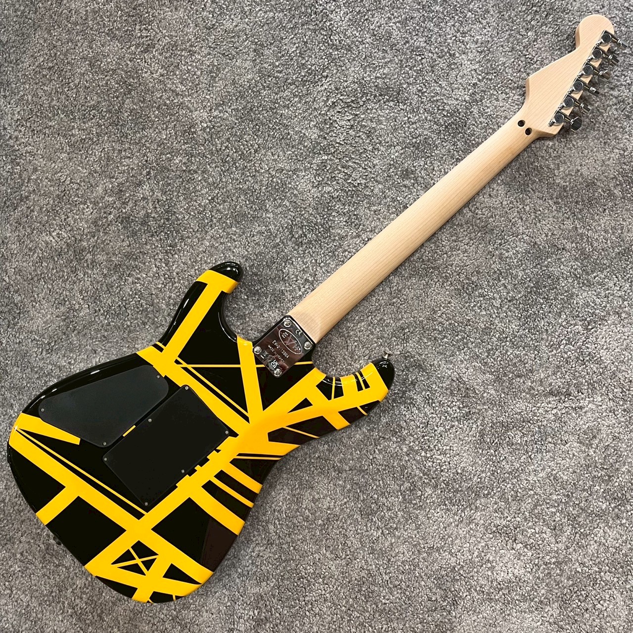 EVH Striped Series - Black w/ Yellow Stripes 黑身黃線 Van Halen:圖片 5